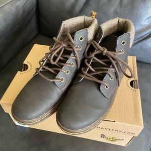 Women’s Dr. Martens size